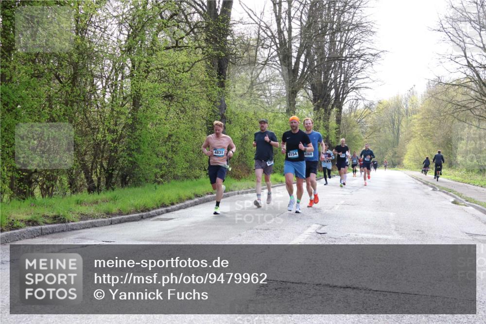 12.04.2026 - 45. Internationalen Wilhelmsburger Insellauf Yannick Fuchs http://msf.ph/oto/9479962 12.04.2026 10:18:42 Laufen 4831, 4154, 4068 meine-sportfotos.de