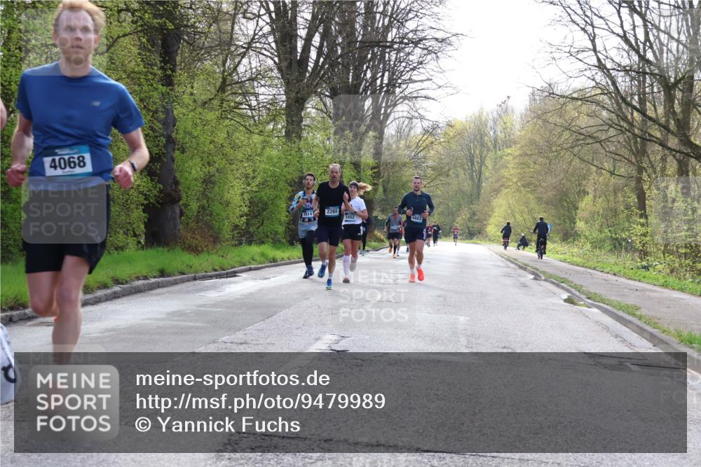 12.04.2026 - 45. Internationalen Wilhelmsburger Insellauf Yannick Fuchs http://msf.ph/oto/9479989 12.04.2026 10:18:45 Laufen 4068, 3514, 2265, 5452 meine-sportfotos.de