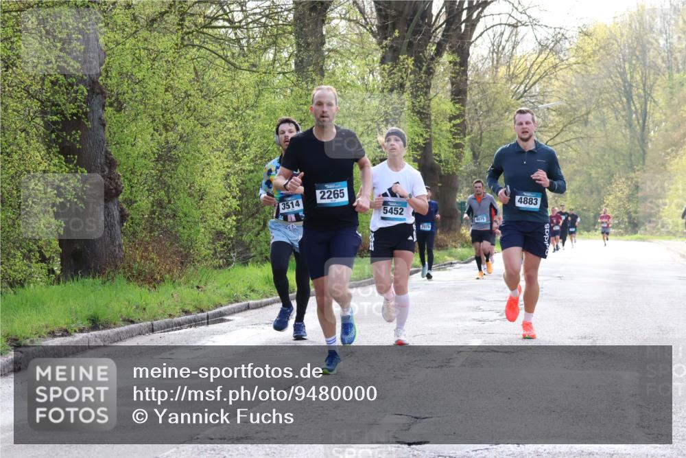 12.04.2026 - 45. Internationalen Wilhelmsburger Insellauf Yannick Fuchs http://msf.ph/oto/9480000 12.04.2026 10:18:46 Laufen 2265, 3514, 5452, 4075, 2979, 4883 meine-sportfotos.de