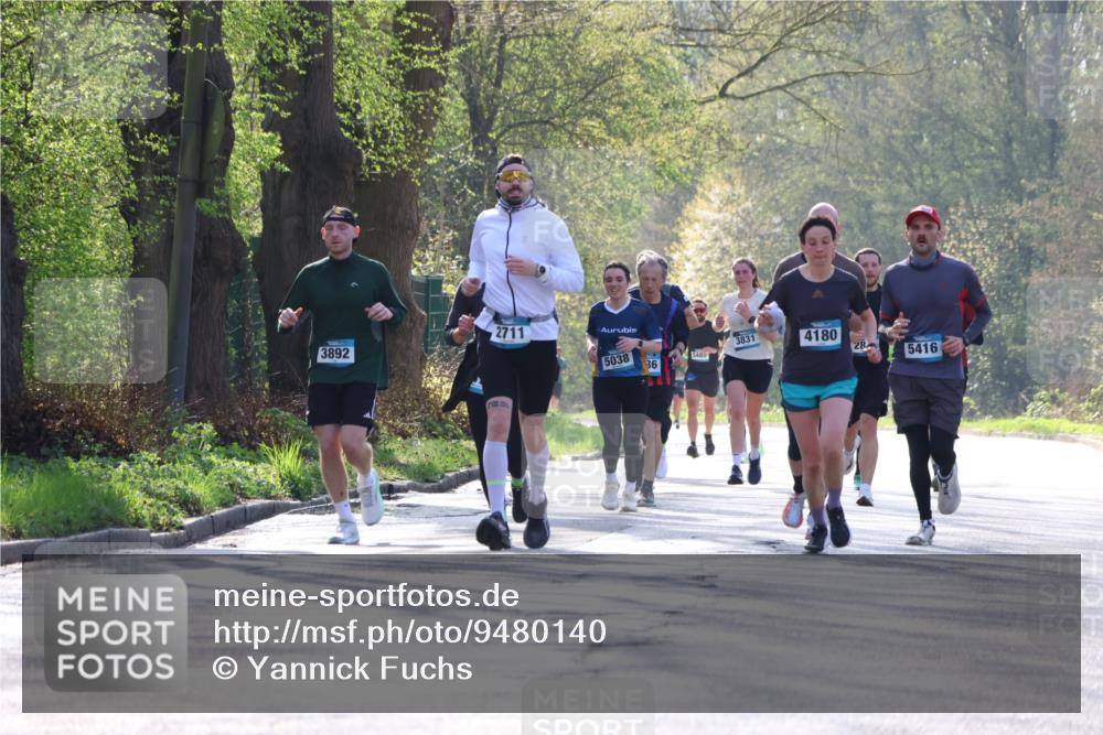 12.04.2026 - 45. Internationalen Wilhelmsburger Insellauf Yannick Fuchs http://msf.ph/oto/9480140 12.04.2026 10:30:42 Laufen  meine-sportfotos.de