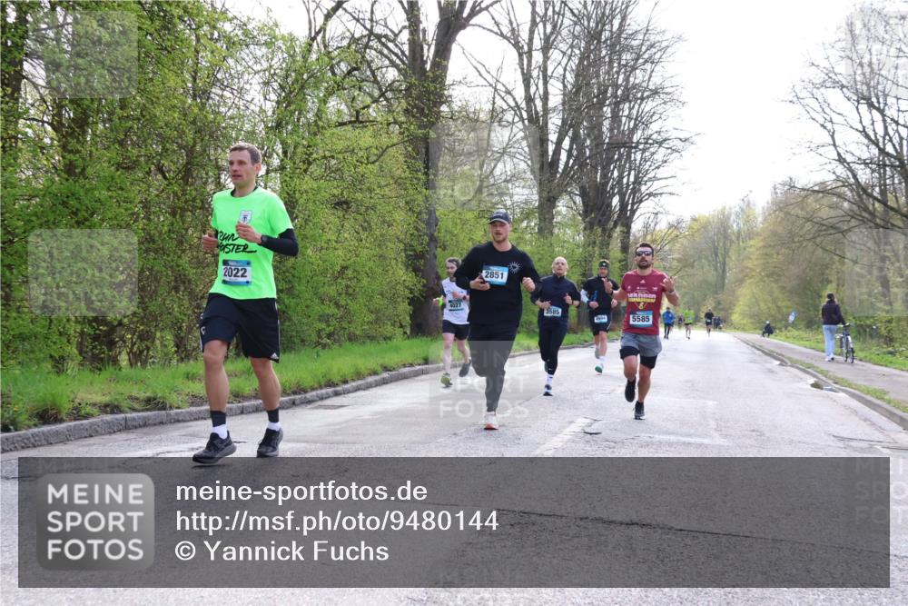 12.04.2026 - 45. Internationalen Wilhelmsburger Insellauf Yannick Fuchs http://msf.ph/oto/9480144 12.04.2026 10:19:06 Laufen 2022, 4027, 2851, 3585, 4994, 994, 5585 meine-sportfotos.de