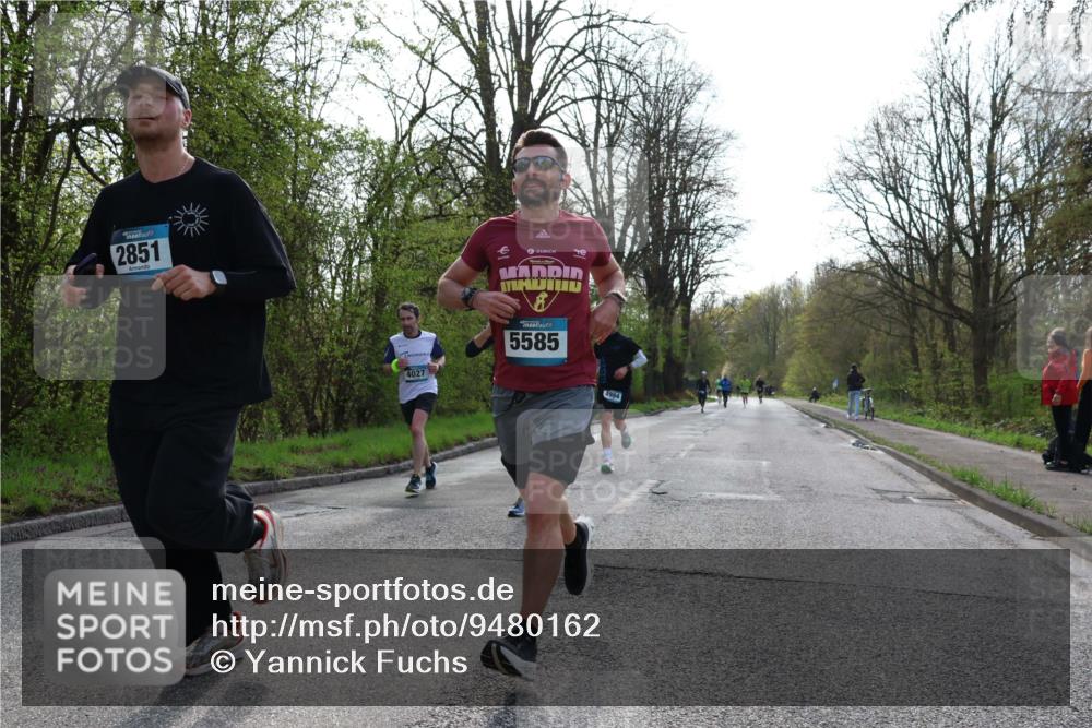 12.04.2026 - 45. Internationalen Wilhelmsburger Insellauf Yannick Fuchs http://msf.ph/oto/9480162 12.04.2026 10:19:08 Laufen 2851, 4027, 5585, 4994 meine-sportfotos.de