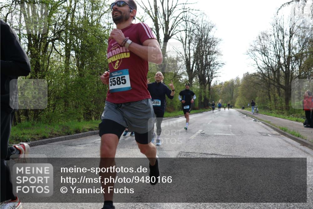 12.04.2026 - 45. Internationalen Wilhelmsburger Insellauf Yannick Fuchs http://msf.ph/oto/9480166 12.04.2026 10:19:08 Laufen 5585, 3585, 4994 meine-sportfotos.de