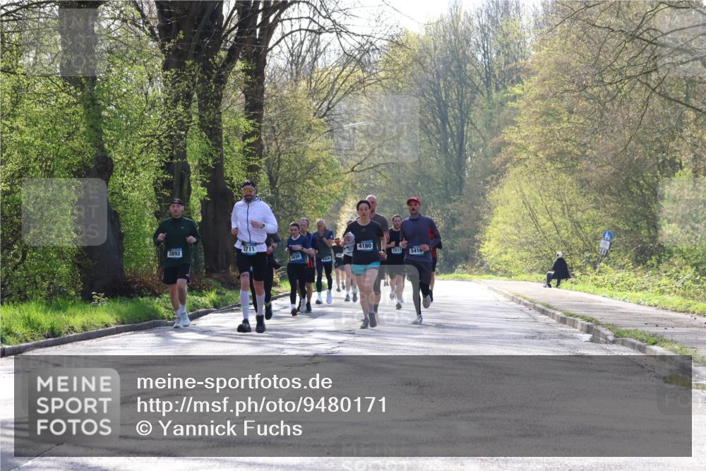 12.04.2026 - 45. Internationalen Wilhelmsburger Insellauf Yannick Fuchs http://msf.ph/oto/9480171 12.04.2026 10:30:44 Laufen  meine-sportfotos.de