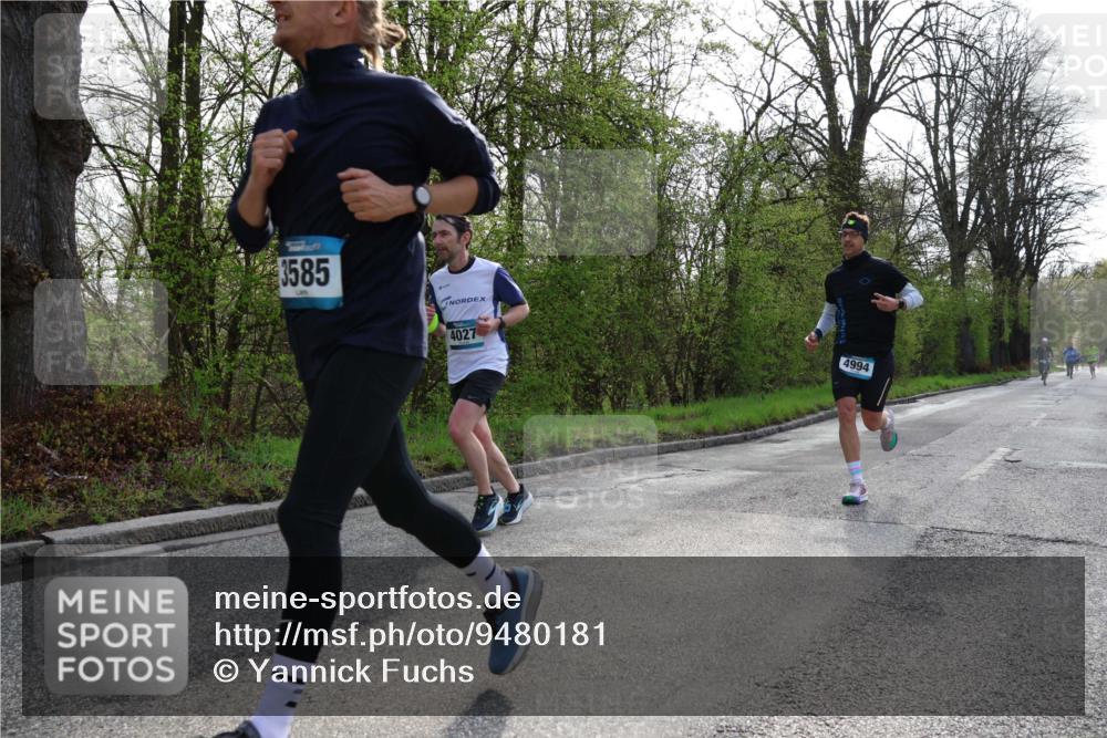 12.04.2026 - 45. Internationalen Wilhelmsburger Insellauf Yannick Fuchs http://msf.ph/oto/9480181 12.04.2026 10:19:09 Laufen 3585, 4027, 4994 meine-sportfotos.de
