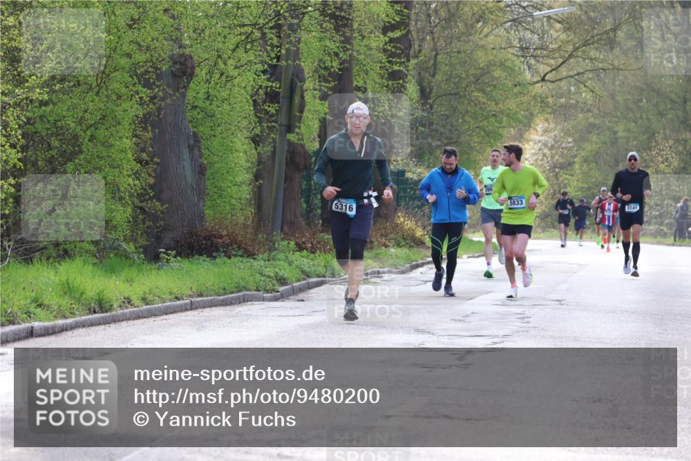 12.04.2026 - 45. Internationalen Wilhelmsburger Insellauf Yannick Fuchs http://msf.ph/oto/9480200 12.04.2026 10:19:12 Laufen 5316, 5833, 3141 meine-sportfotos.de