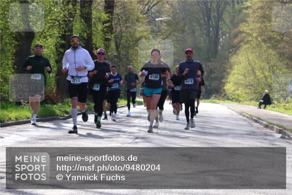 12.04.2026 - 45. Internationalen Wilhelmsburger Insellauf Yannick Fuchs http://msf.ph/oto/9480204 12.04.2026 10:30:45 Laufen  meine-sportfotos.de