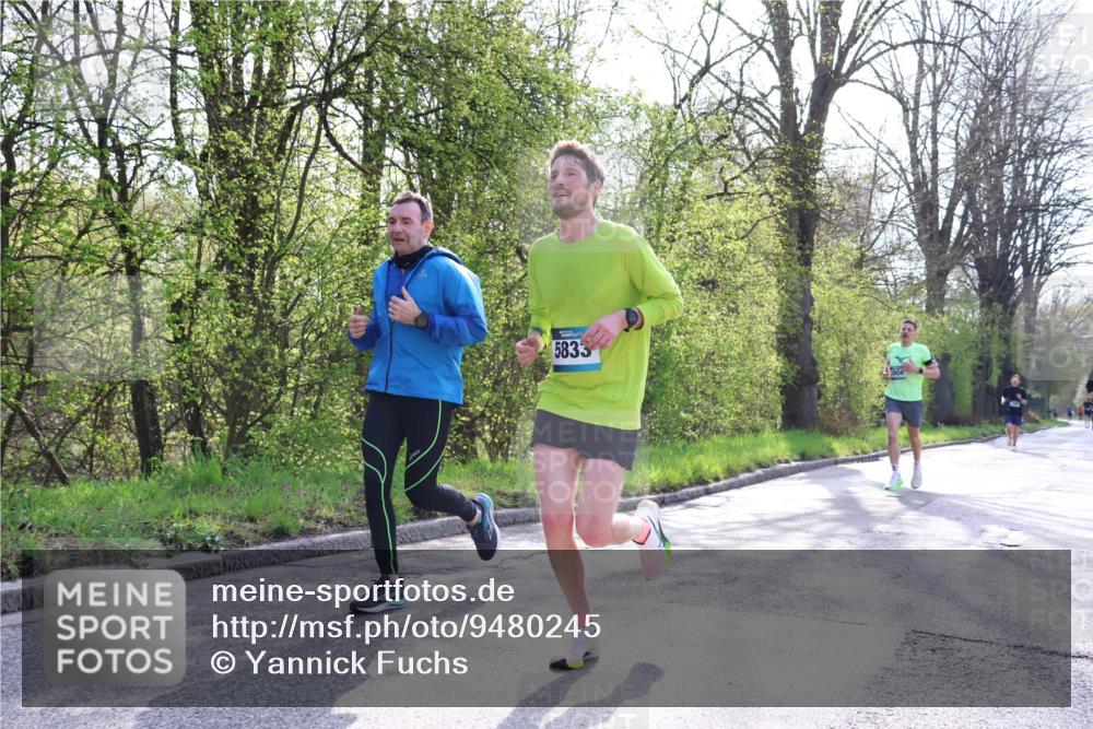 12.04.2026 - 45. Internationalen Wilhelmsburger Insellauf Yannick Fuchs http://msf.ph/oto/9480245 12.04.2026 10:19:22 Laufen 5833 meine-sportfotos.de