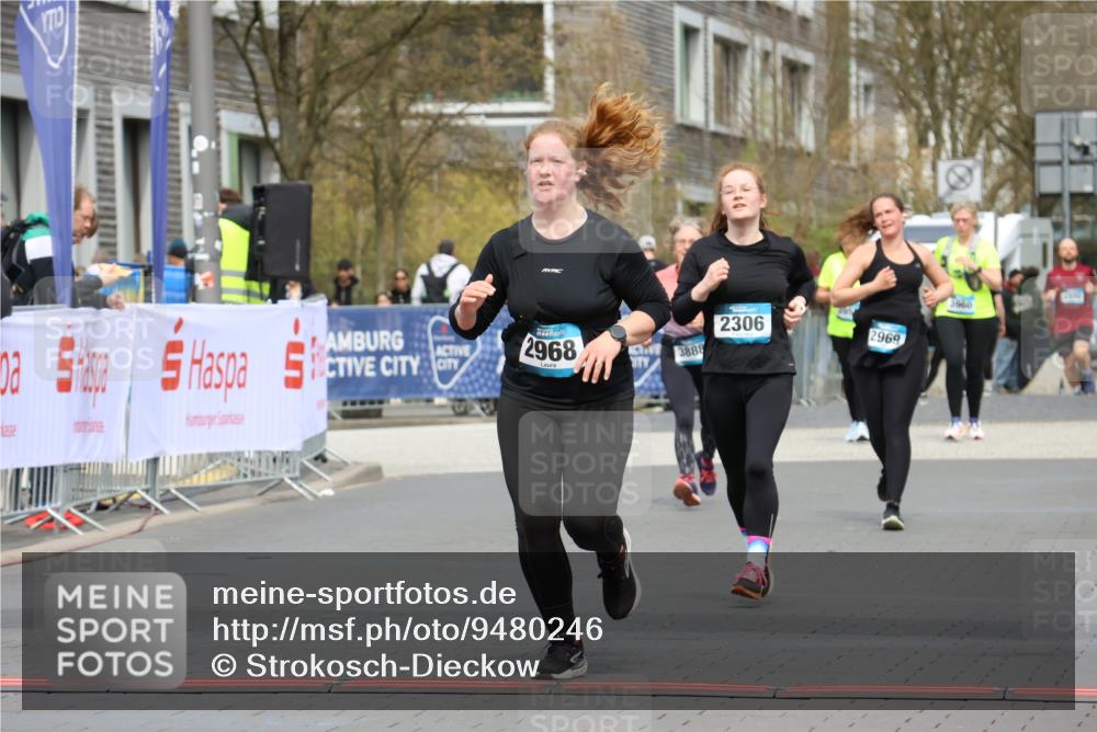 12.04.2026 - 45. Internationalen Wilhelmsburger Insellauf Strokosch-Dieckow http://msf.ph/oto/9480246 12.04.2026 13:27:32 Ziel 2968, 2306 meine-sportfotos.de