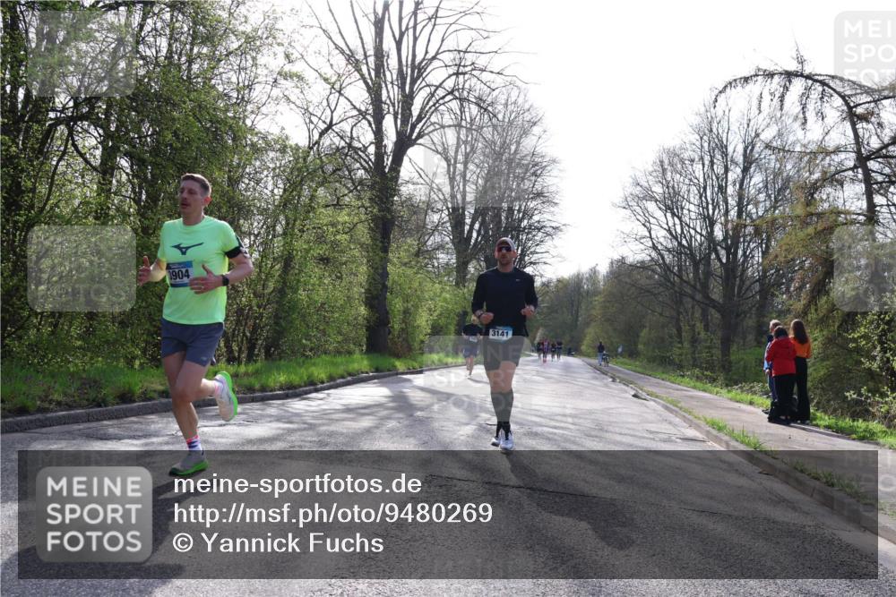12.04.2026 - 45. Internationalen Wilhelmsburger Insellauf Yannick Fuchs http://msf.ph/oto/9480269 12.04.2026 10:19:24 Laufen 3904, 3141 meine-sportfotos.de