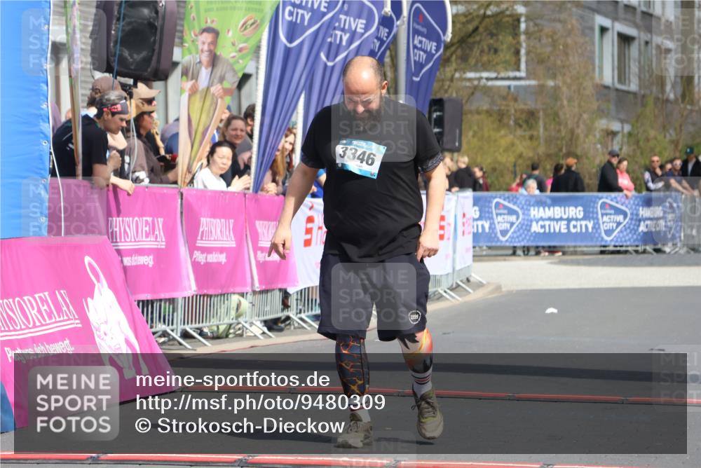 12.04.2026 - 45. Internationalen Wilhelmsburger Insellauf Strokosch-Dieckow http://msf.ph/oto/9480309 12.04.2026 11:53:33 Ziel 3346 meine-sportfotos.de