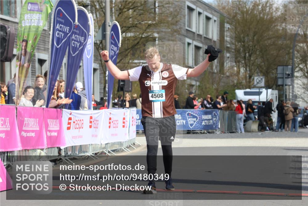 12.04.2026 - 45. Internationalen Wilhelmsburger Insellauf Strokosch-Dieckow http://msf.ph/oto/9480349 12.04.2026 11:54:01 Ziel 4508 meine-sportfotos.de