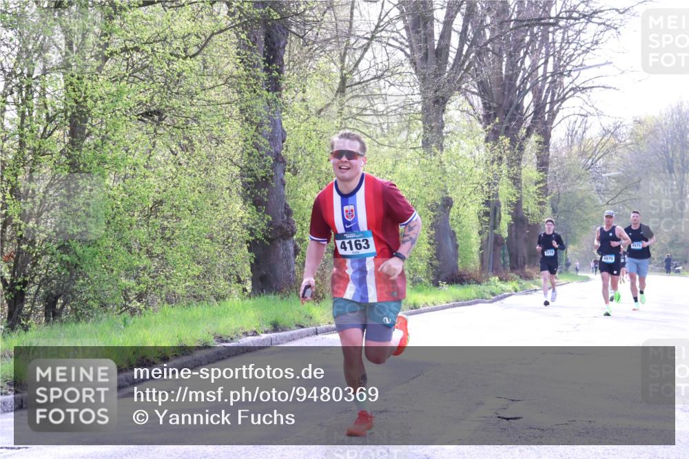 12.04.2026 - 45. Internationalen Wilhelmsburger Insellauf Yannick Fuchs http://msf.ph/oto/9480369 12.04.2026 10:19:35 Laufen 4163, 3778, 4979, 4975 meine-sportfotos.de