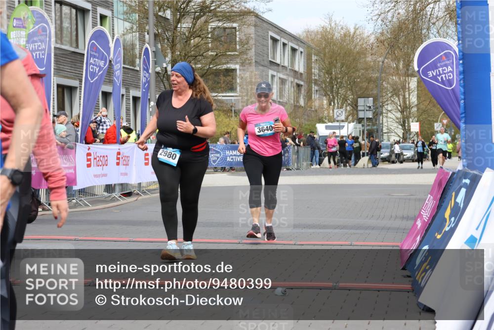 12.04.2026 - 45. Internationalen Wilhelmsburger Insellauf Strokosch-Dieckow http://msf.ph/oto/9480399 12.04.2026 13:27:04 Ziel 4124, 2980, 3640 meine-sportfotos.de