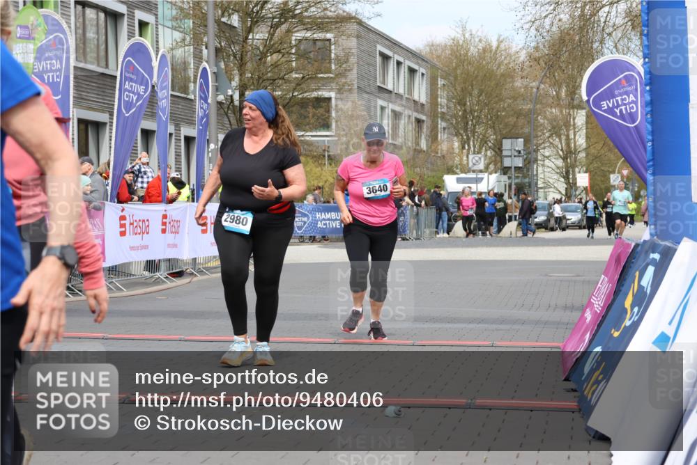 12.04.2026 - 45. Internationalen Wilhelmsburger Insellauf Strokosch-Dieckow http://msf.ph/oto/9480406 12.04.2026 13:27:04 Ziel 4124, 2980, 3640 meine-sportfotos.de