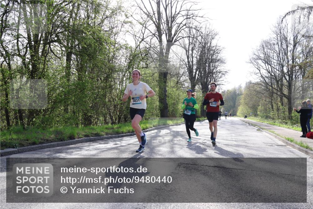 12.04.2026 - 45. Internationalen Wilhelmsburger Insellauf Yannick Fuchs http://msf.ph/oto/9480440 12.04.2026 10:30:58 Laufen  meine-sportfotos.de