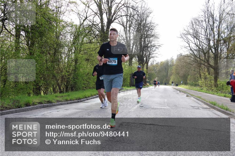 12.04.2026 - 45. Internationalen Wilhelmsburger Insellauf Yannick Fuchs http://msf.ph/oto/9480441 12.04.2026 10:19:42 Laufen 37, 4975 meine-sportfotos.de