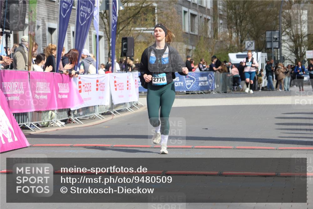 12.04.2026 - 45. Internationalen Wilhelmsburger Insellauf Strokosch-Dieckow http://msf.ph/oto/9480509 12.04.2026 11:54:23 Ziel 2776 meine-sportfotos.de