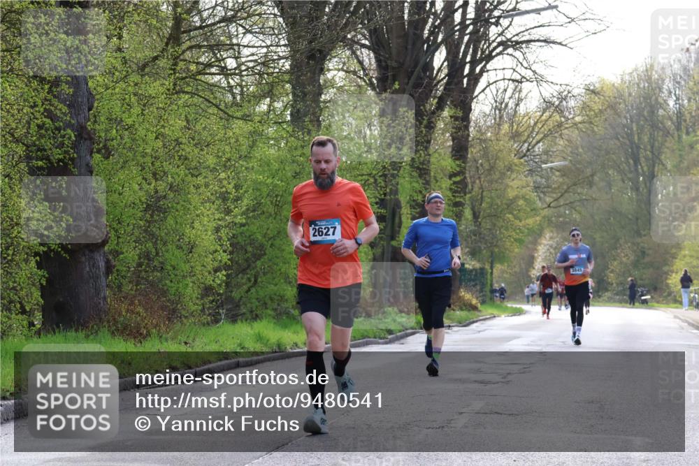 12.04.2026 - 45. Internationalen Wilhelmsburger Insellauf Yannick Fuchs http://msf.ph/oto/9480541 12.04.2026 10:19:58 Laufen 2627, 3845 meine-sportfotos.de