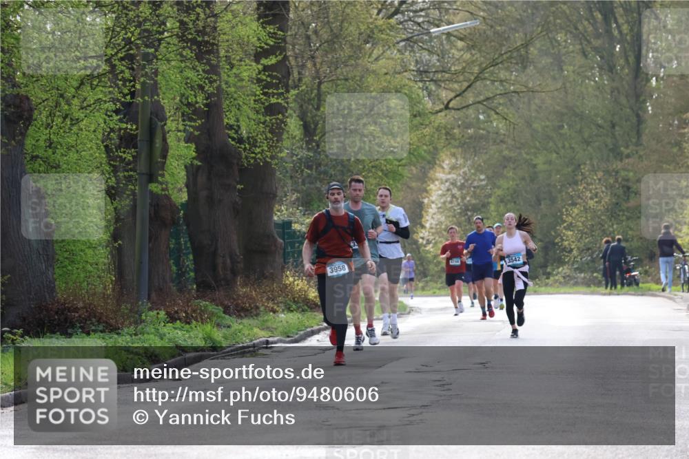 12.04.2026 - 45. Internationalen Wilhelmsburger Insellauf Yannick Fuchs http://msf.ph/oto/9480606 12.04.2026 10:20:07 Laufen 3958 meine-sportfotos.de