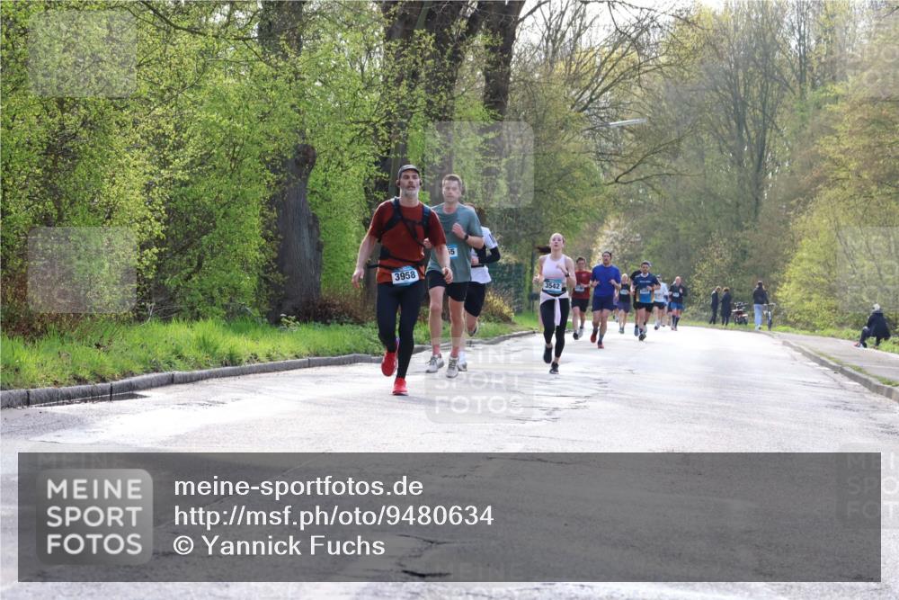 12.04.2026 - 45. Internationalen Wilhelmsburger Insellauf Yannick Fuchs http://msf.ph/oto/9480634 12.04.2026 10:20:12 Laufen 3958, 15, 3542 meine-sportfotos.de