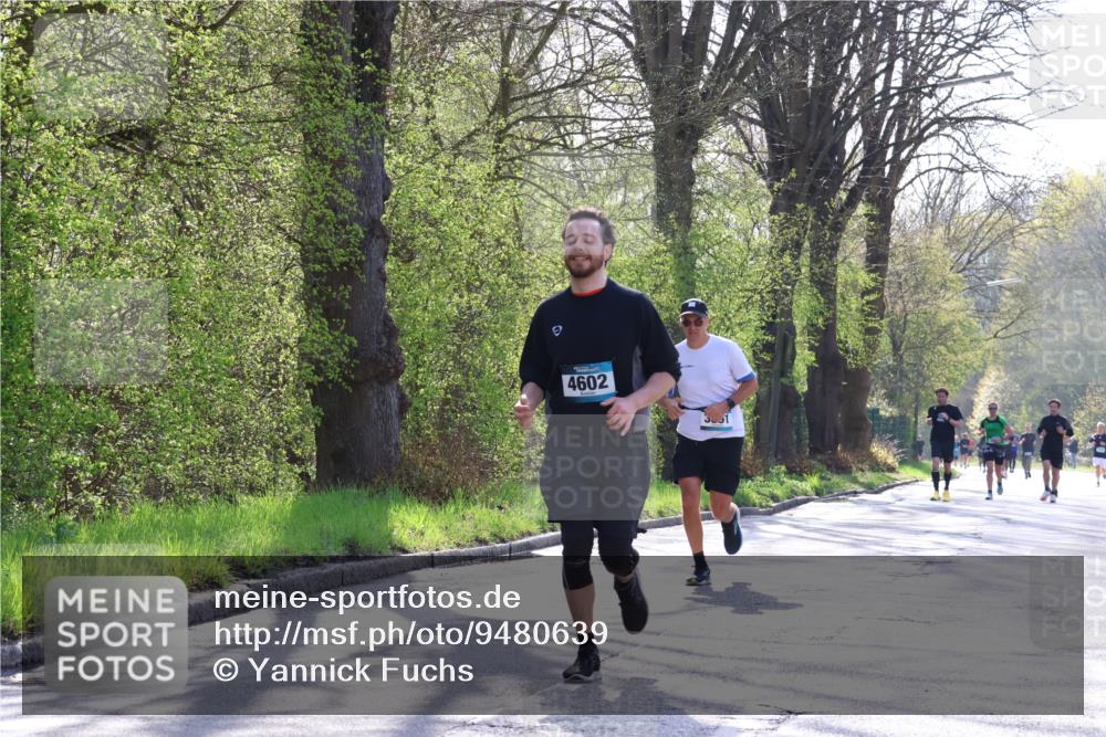12.04.2026 - 45. Internationalen Wilhelmsburger Insellauf Yannick Fuchs http://msf.ph/oto/9480639 12.04.2026 10:31:11 Laufen  meine-sportfotos.de