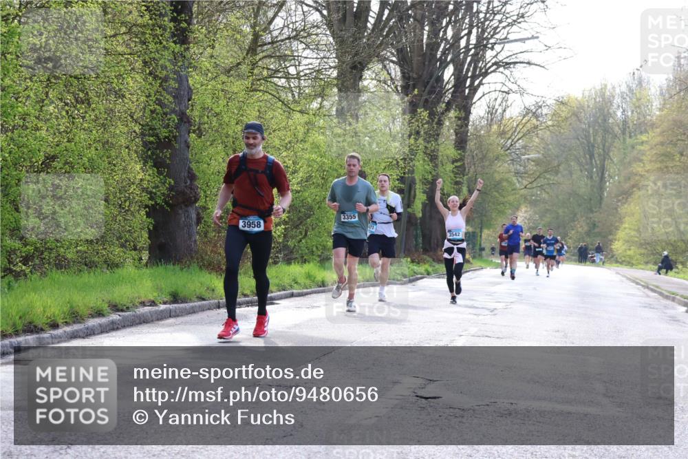 12.04.2026 - 45. Internationalen Wilhelmsburger Insellauf Yannick Fuchs http://msf.ph/oto/9480656 12.04.2026 10:20:15 Laufen 3355, 3958, 3542 meine-sportfotos.de