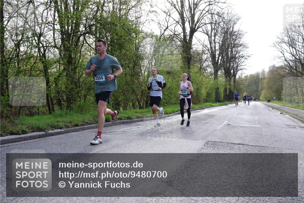 12.04.2026 - 45. Internationalen Wilhelmsburger Insellauf Yannick Fuchs http://msf.ph/oto/9480700 12.04.2026 10:20:19 Laufen 3355, 3542 meine-sportfotos.de
