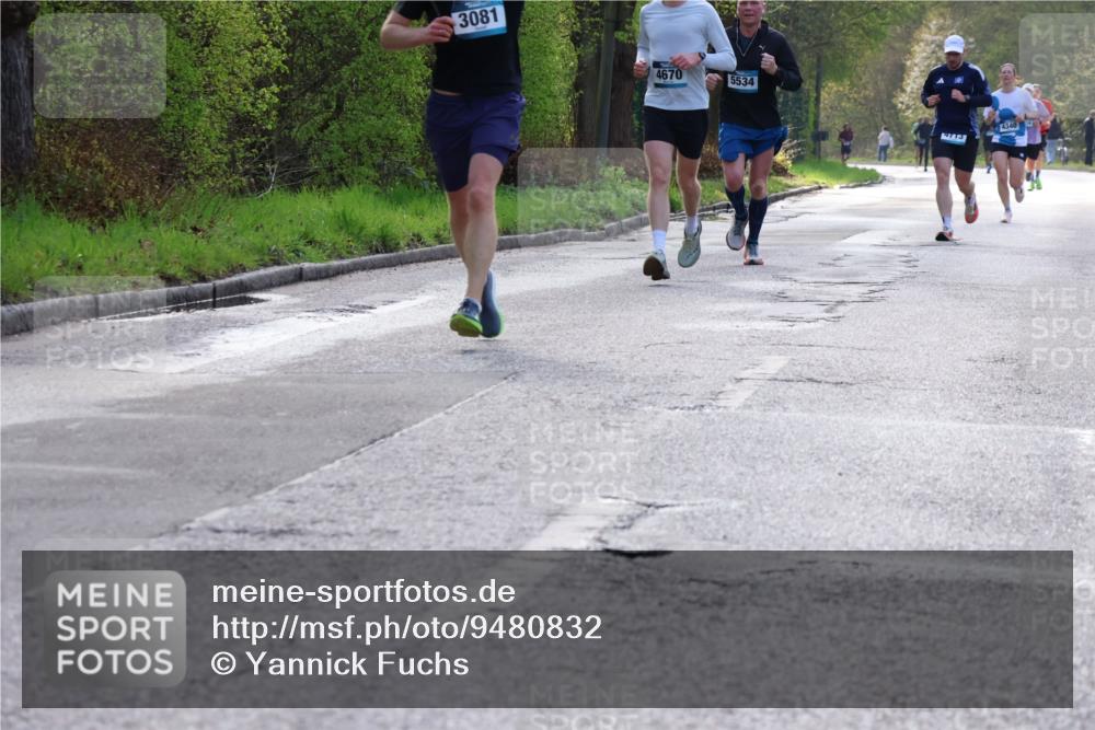 12.04.2026 - 45. Internationalen Wilhelmsburger Insellauf Yannick Fuchs http://msf.ph/oto/9480832 12.04.2026 10:20:33 Laufen 3081, 4670, 5534, 4713, 4340 meine-sportfotos.de