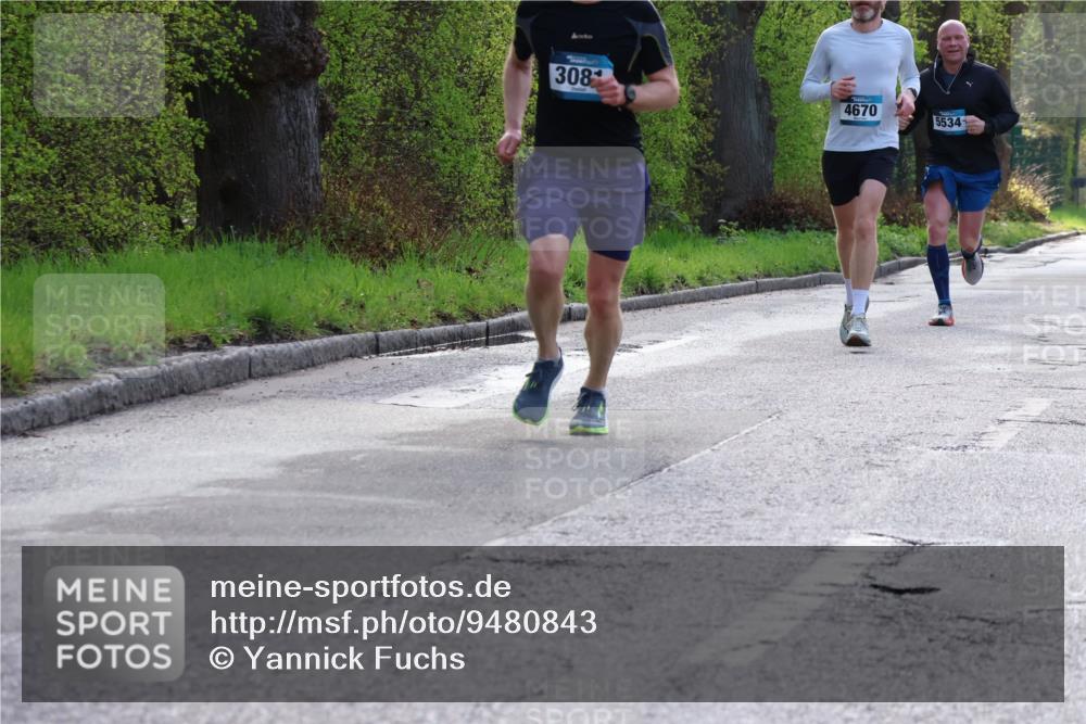 12.04.2026 - 45. Internationalen Wilhelmsburger Insellauf Yannick Fuchs http://msf.ph/oto/9480843 12.04.2026 10:20:34 Laufen 308, 4670, 5534 meine-sportfotos.de