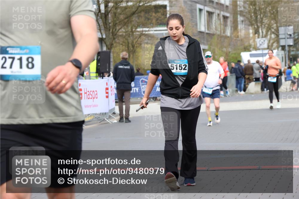 12.04.2026 - 45. Internationalen Wilhelmsburger Insellauf Strokosch-Dieckow http://msf.ph/oto/9480979 12.04.2026 13:26:00 Ziel 5152 meine-sportfotos.de