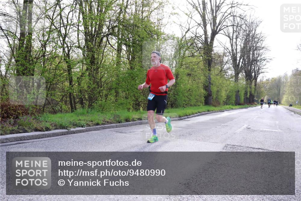 12.04.2026 - 45. Internationalen Wilhelmsburger Insellauf Yannick Fuchs http://msf.ph/oto/9480990 12.04.2026 10:20:52 Laufen 317 meine-sportfotos.de