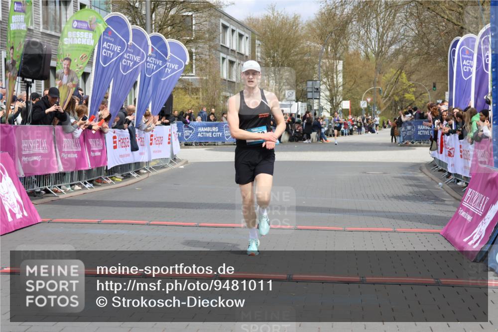 12.04.2026 - 45. Internationalen Wilhelmsburger Insellauf Strokosch-Dieckow http://msf.ph/oto/9481011 12.04.2026 12:47:00 Ziel 3389 meine-sportfotos.de