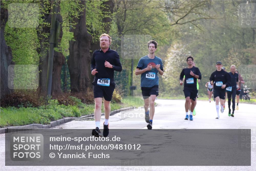 12.04.2026 - 45. Internationalen Wilhelmsburger Insellauf Yannick Fuchs http://msf.ph/oto/9481012 12.04.2026 10:20:56 Laufen 4766, 4242, 2377, 2323 meine-sportfotos.de