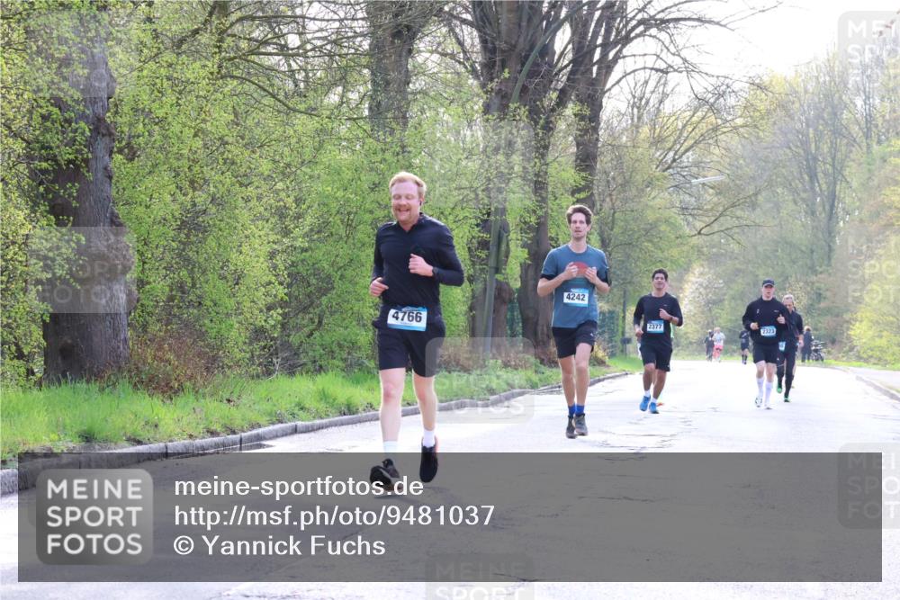 12.04.2026 - 45. Internationalen Wilhelmsburger Insellauf Yannick Fuchs http://msf.ph/oto/9481037 12.04.2026 10:21:00 Laufen 4766, 4242, 2377 meine-sportfotos.de