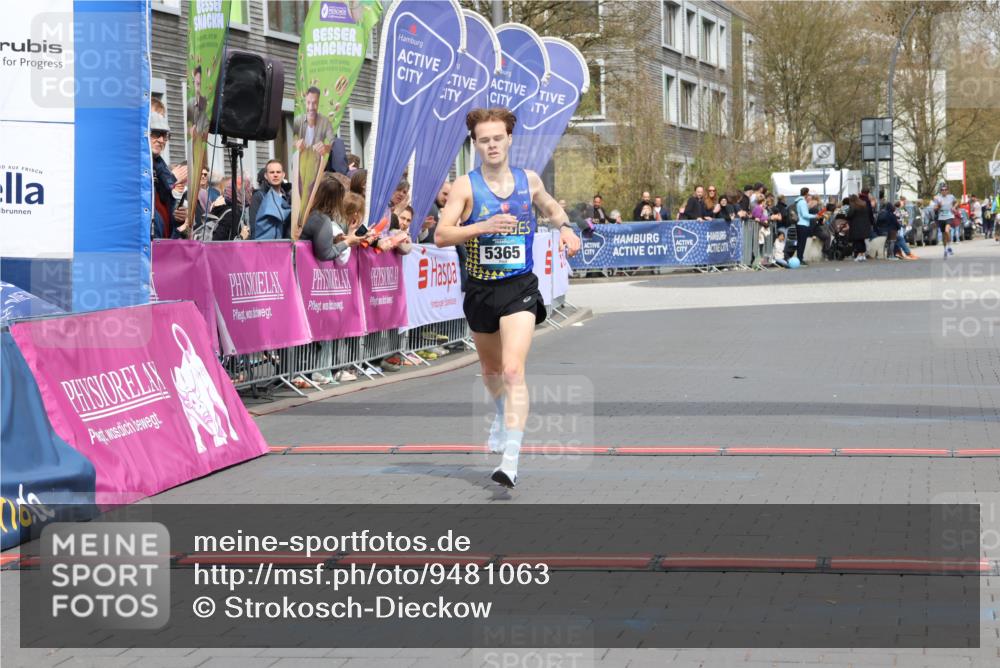 12.04.2026 - 45. Internationalen Wilhelmsburger Insellauf Strokosch-Dieckow http://msf.ph/oto/9481063 12.04.2026 12:47:10 Ziel 5365 meine-sportfotos.de