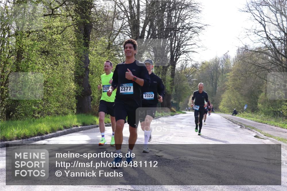 12.04.2026 - 45. Internationalen Wilhelmsburger Insellauf Yannick Fuchs http://msf.ph/oto/9481112 12.04.2026 10:21:08 Laufen 2325, 2377, 2323, 2780 meine-sportfotos.de