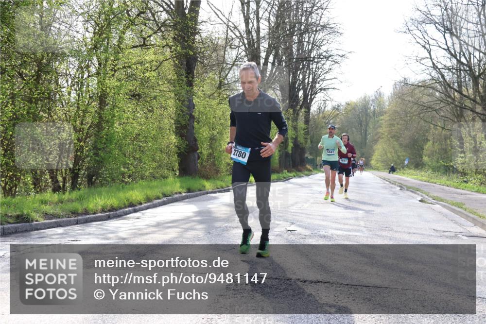 12.04.2026 - 45. Internationalen Wilhelmsburger Insellauf Yannick Fuchs http://msf.ph/oto/9481147 12.04.2026 10:21:11 Laufen 2780, 5841, 5811 meine-sportfotos.de