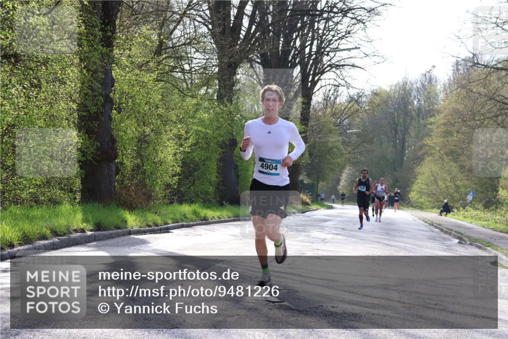 12.04.2026 - 45. Internationalen Wilhelmsburger Insellauf Yannick Fuchs http://msf.ph/oto/9481226 12.04.2026 10:21:18 Laufen 4904, 3095 meine-sportfotos.de