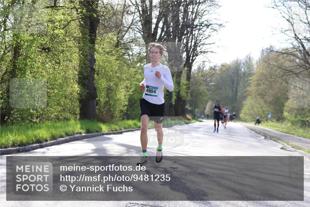 12.04.2026 - 45. Internationalen Wilhelmsburger Insellauf Yannick Fuchs http://msf.ph/oto/9481235 12.04.2026 10:21:18 Laufen 4904 meine-sportfotos.de