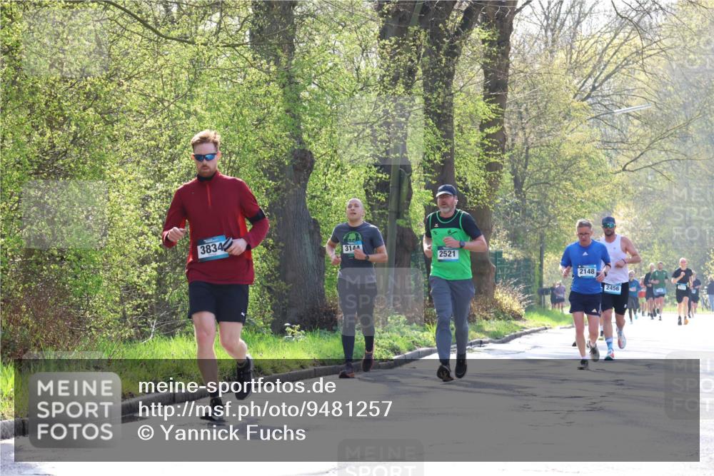 12.04.2026 - 45. Internationalen Wilhelmsburger Insellauf Yannick Fuchs http://msf.ph/oto/9481257 12.04.2026 10:29:11 Laufen 3834, 3144, 2521, 2148, 2456 meine-sportfotos.de