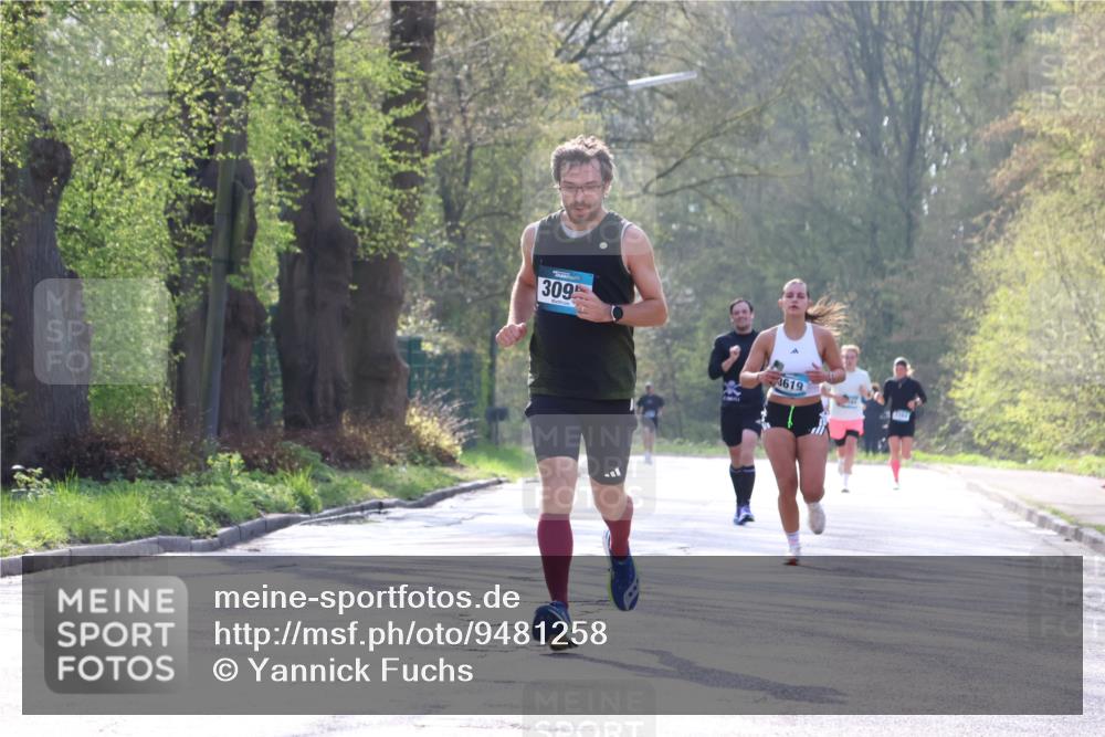 12.04.2026 - 45. Internationalen Wilhelmsburger Insellauf Yannick Fuchs http://msf.ph/oto/9481258 12.04.2026 10:21:21 Laufen 309, 3619 meine-sportfotos.de