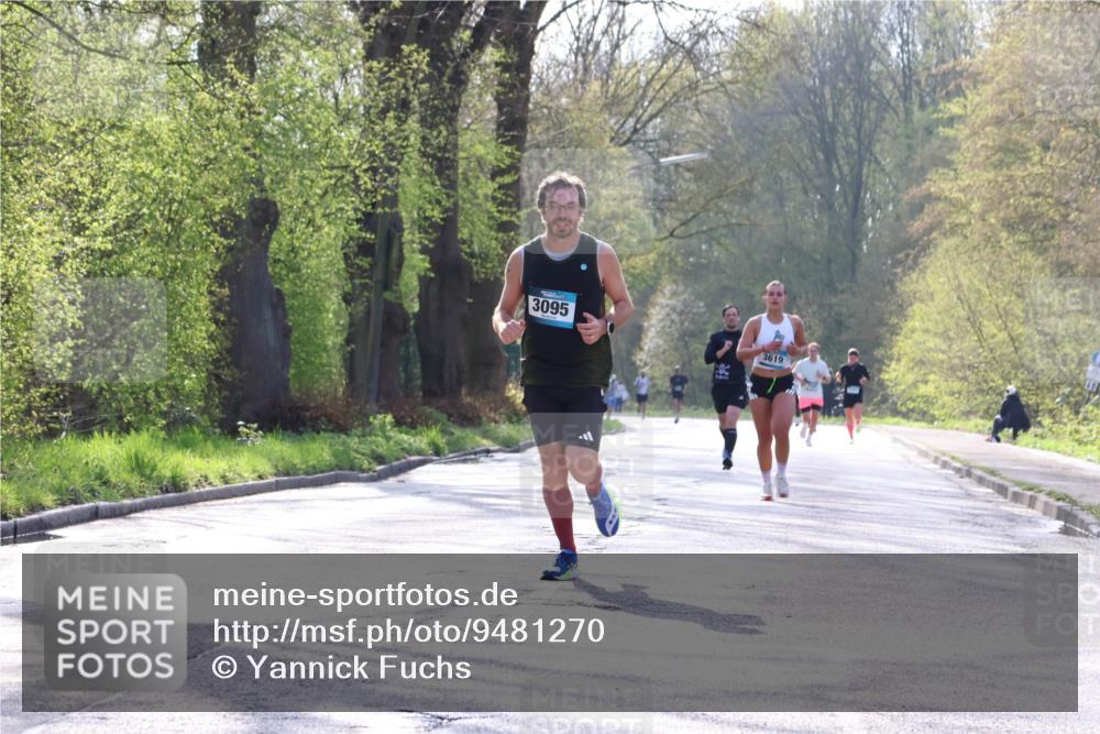 12.04.2026 - 45. Internationalen Wilhelmsburger Insellauf Yannick Fuchs http://msf.ph/oto/9481270 12.04.2026 10:21:22 Laufen 3095 meine-sportfotos.de
