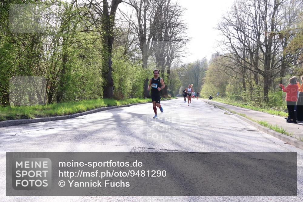 12.04.2026 - 45. Internationalen Wilhelmsburger Insellauf Yannick Fuchs http://msf.ph/oto/9481290 12.04.2026 10:21:23 Laufen 3095 meine-sportfotos.de
