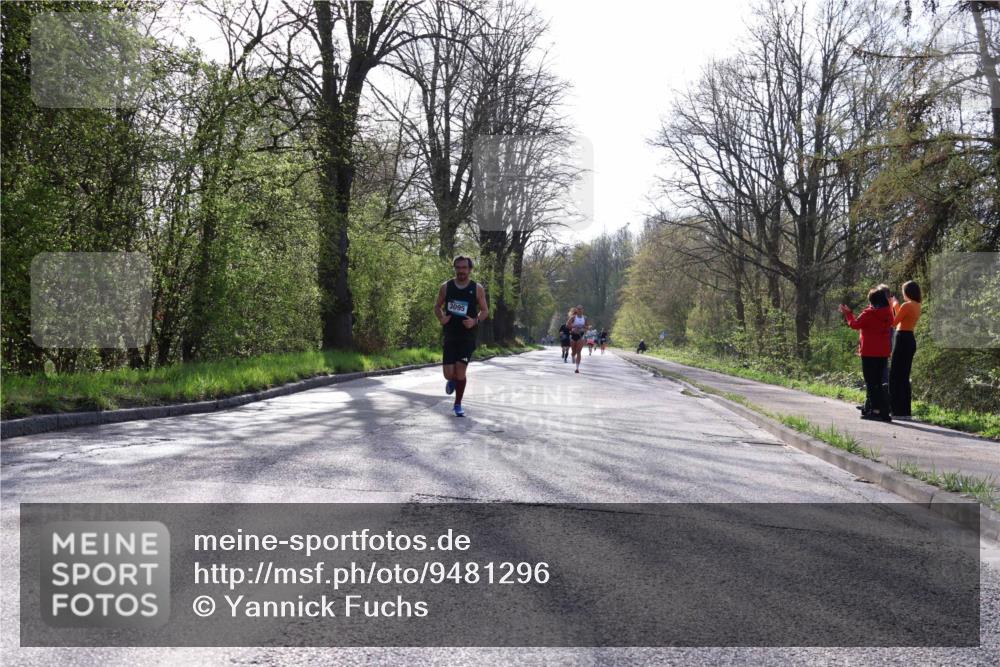 12.04.2026 - 45. Internationalen Wilhelmsburger Insellauf Yannick Fuchs http://msf.ph/oto/9481296 12.04.2026 10:21:23 Laufen 3095 meine-sportfotos.de