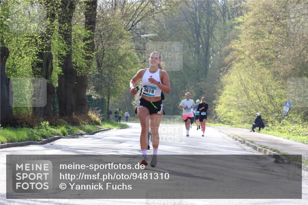 12.04.2026 - 45. Internationalen Wilhelmsburger Insellauf Yannick Fuchs http://msf.ph/oto/9481310 12.04.2026 10:21:25 Laufen 3619, 3584, 2264 meine-sportfotos.de