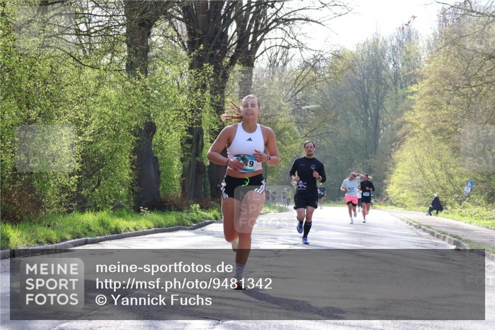 12.04.2026 - 45. Internationalen Wilhelmsburger Insellauf Yannick Fuchs http://msf.ph/oto/9481342 12.04.2026 10:21:27 Laufen 19, 1264 meine-sportfotos.de