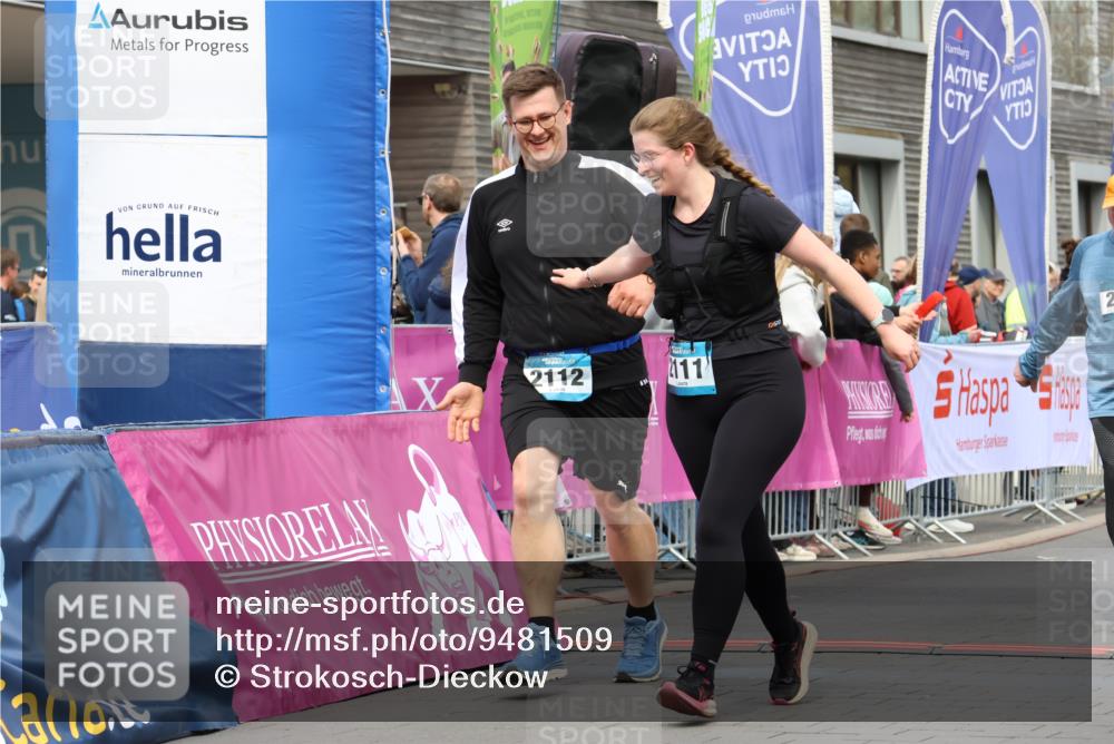 12.04.2026 - 45. Internationalen Wilhelmsburger Insellauf Strokosch-Dieckow http://msf.ph/oto/9481509 12.04.2026 13:25:05 Ziel 4908, 4016, 2111, 2112, 2290, 4812, 2990, 2991 meine-sportfotos.de