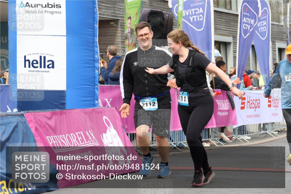 12.04.2026 - 45. Internationalen Wilhelmsburger Insellauf Strokosch-Dieckow http://msf.ph/oto/9481524 12.04.2026 13:25:05 Ziel 4908, 4016, 2111, 2112, 2290, 4812, 2990, 2991 meine-sportfotos.de