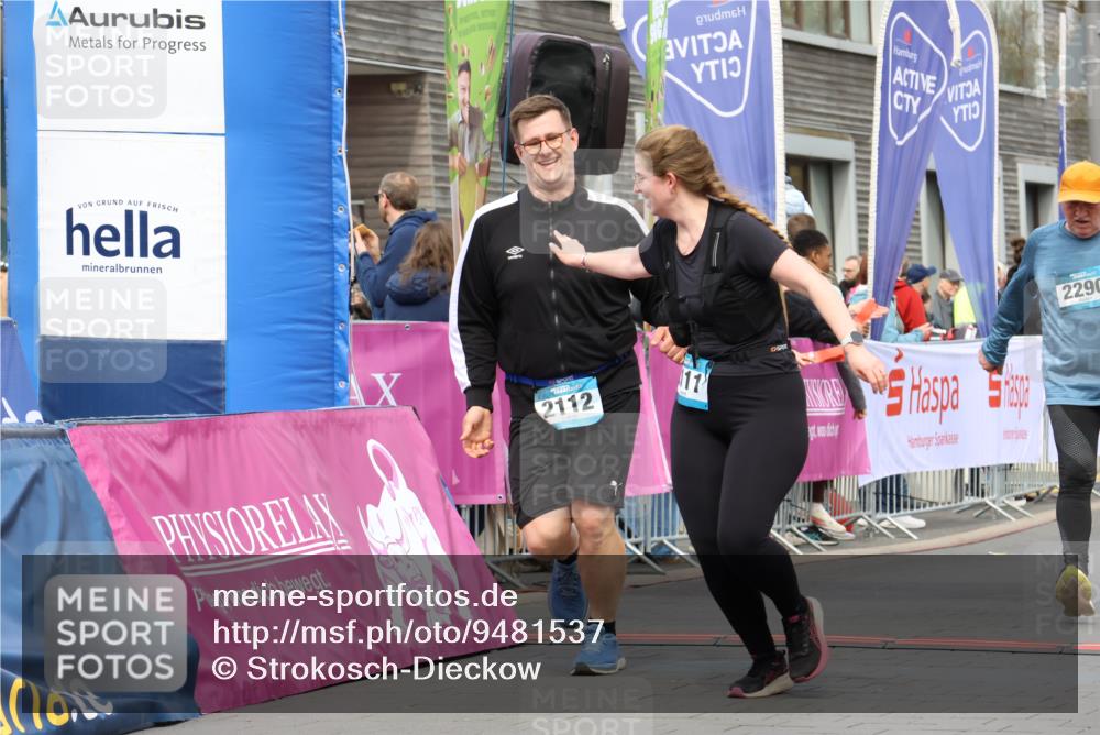 12.04.2026 - 45. Internationalen Wilhelmsburger Insellauf Strokosch-Dieckow http://msf.ph/oto/9481537 12.04.2026 13:25:05 Ziel 4908, 4016, 2111, 2112, 2290, 4812, 2990, 2991 meine-sportfotos.de
